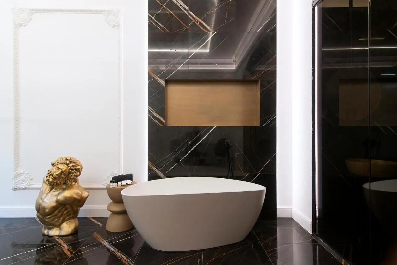 Antique Glam Apartment In Old Town Praha